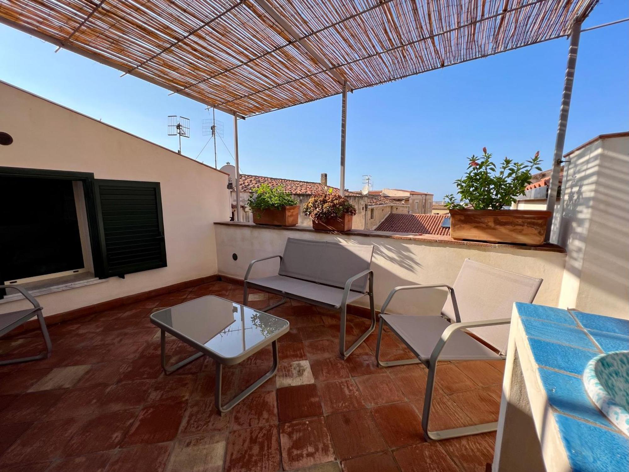 Cortile Umberto I Bed & Breakfast Cefalu Ngoại thất bức ảnh