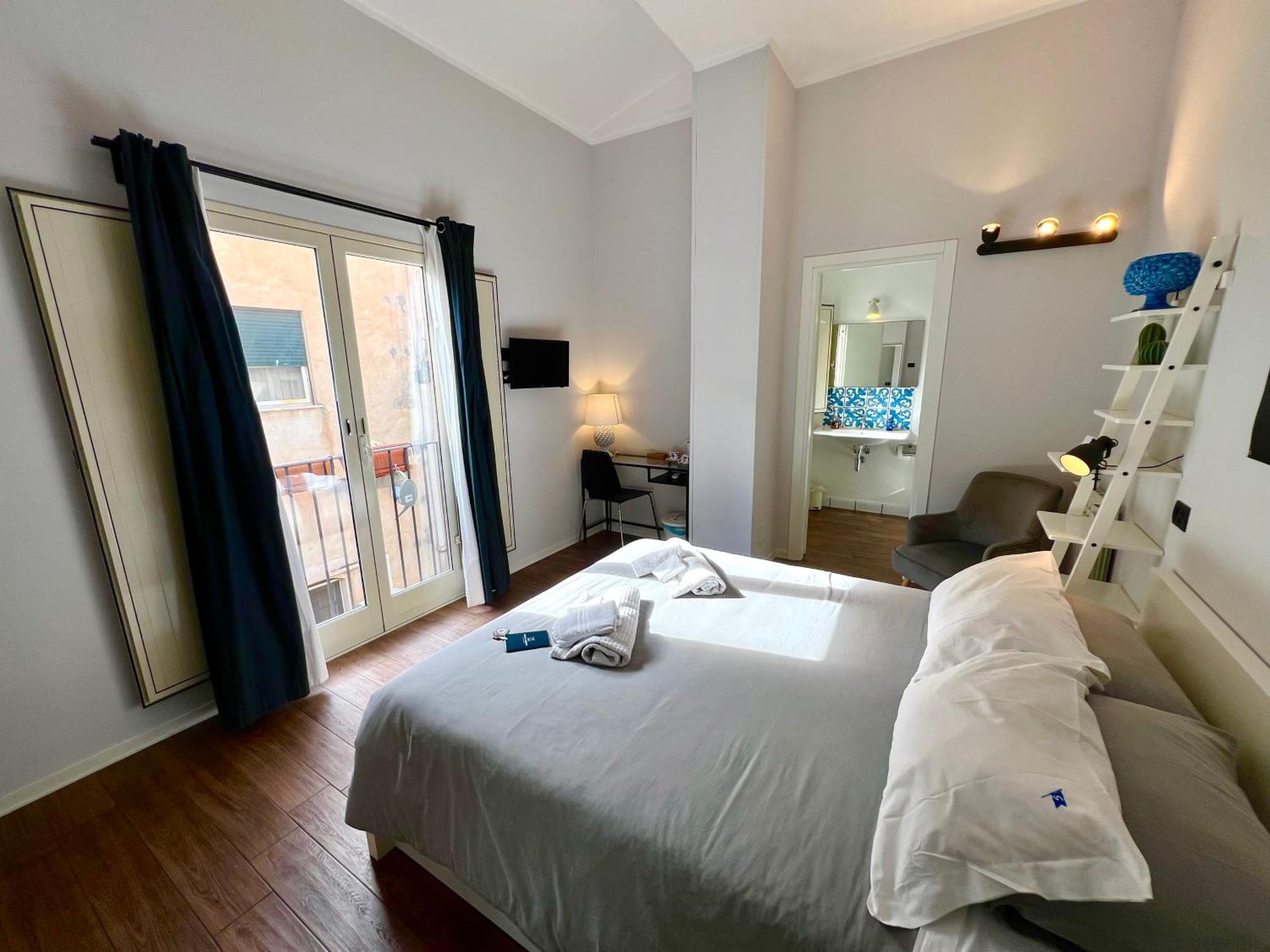 Cortile Umberto I Bed & Breakfast Cefalu Ngoại thất bức ảnh